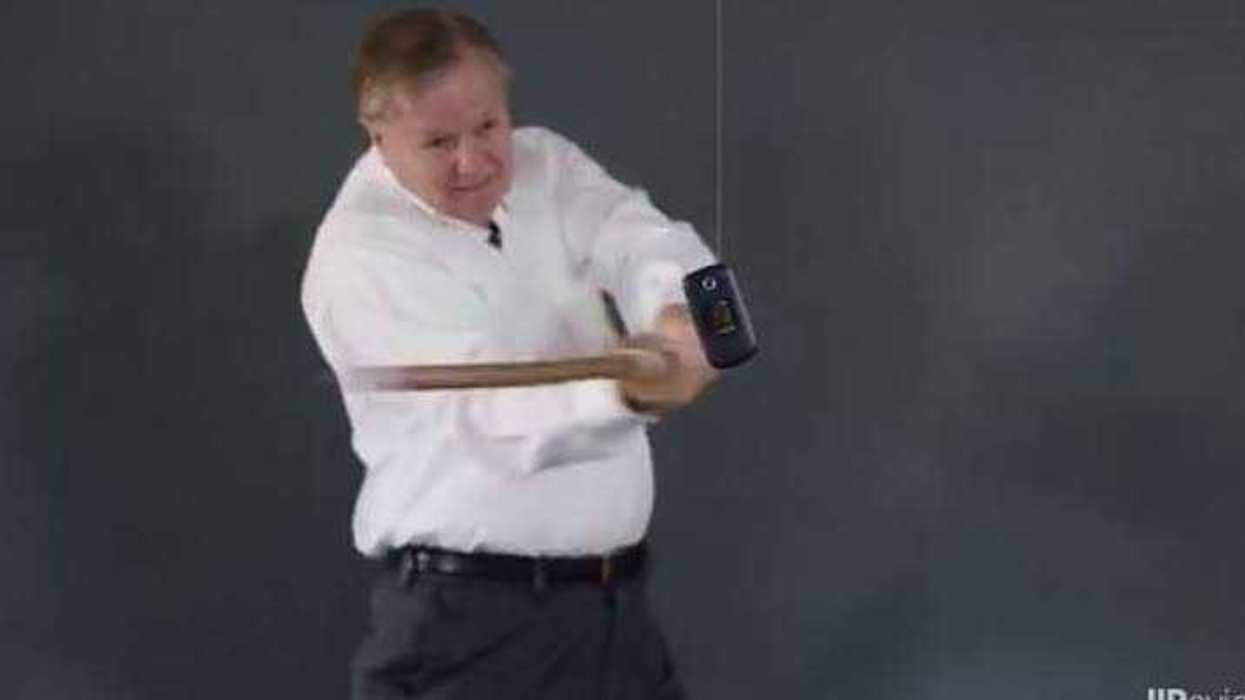 Lindsey Graham's cellphone destruction remains one of 2015's most bizarre moments