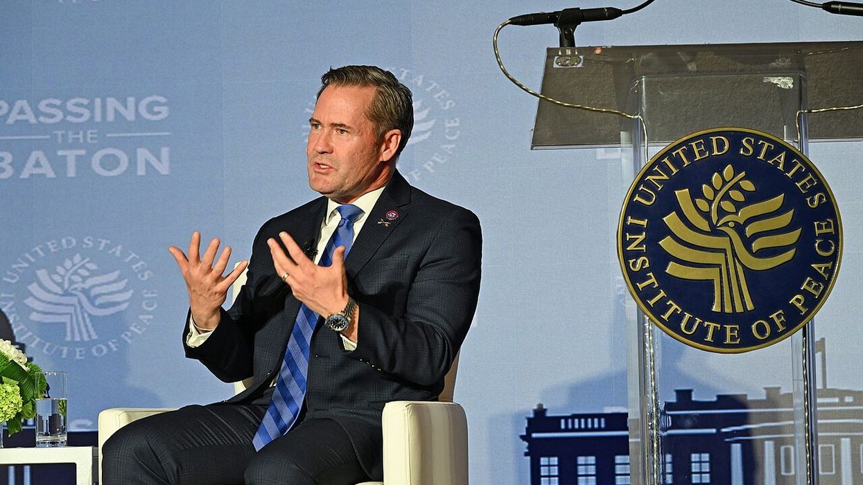 'More shoes could drop': SignalGate scandal-ridden advisor Waltz 'out,' reports say