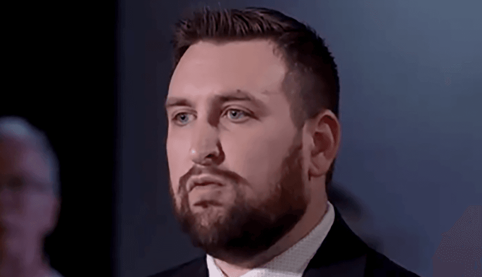 Minnesota Town Hall barst in lachen uit over Republikeinse claim van Trump 'vredesgebaar'