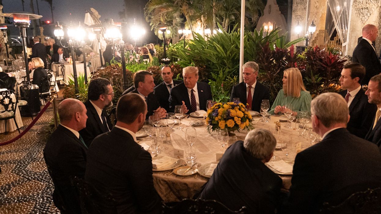 How Trump gets away without paying taxes