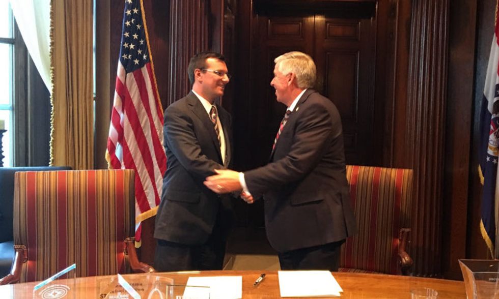 This GOP governor wants to throw out a voter-approved constitutional amendment that takes on lobbyists and gerrymandering