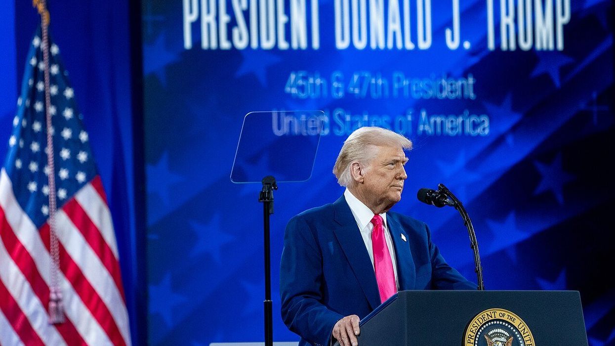 Trump's new 'ploy' shamelessly exploits Americans' 'economic desperation': analysis