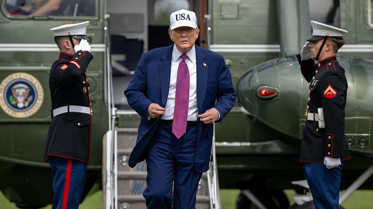 Legal expert warns Trump saving this 'big heavy gun' for 'when all hell has broken loose'