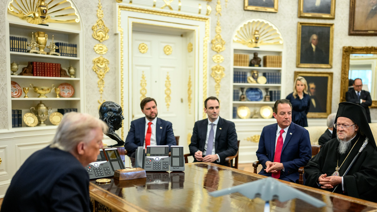 'He's very proud of the gold': GOP senator makes subtle dig at Trump's gilded White House