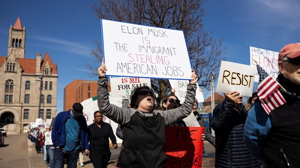 'This year is different': Federal workers’ union asks Dems to vote for government shutdown