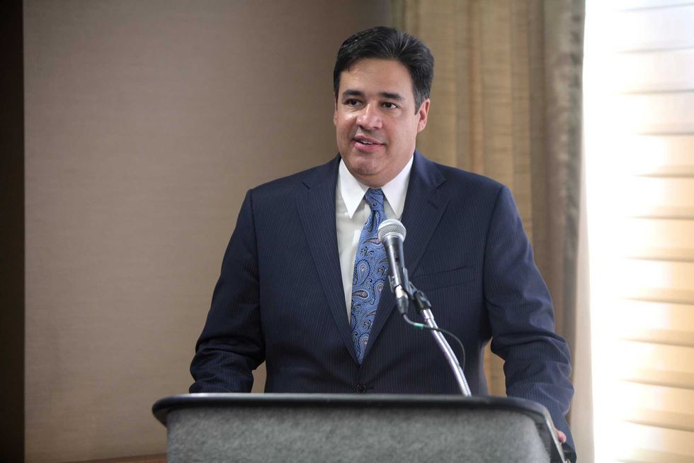 Teacher sues after GOP policy labels 'everyone is welcome' sign as anti-Trump resistance