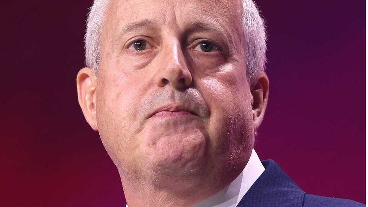 Republican chaining himself to Trump's unpopular war in pivotal swing state race