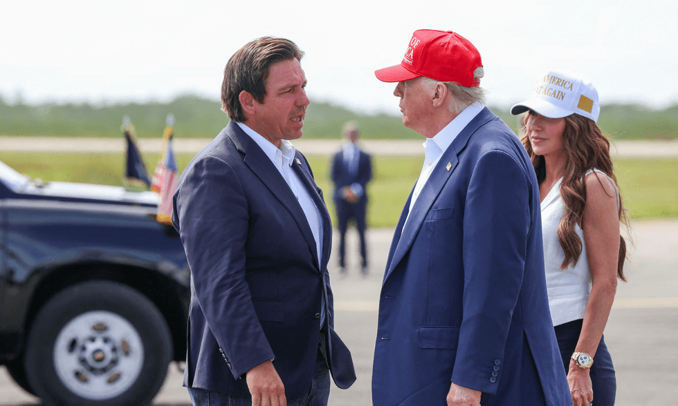 फ्लोरिडा रिपब्लिकन ट्रंप की तुलना में डीसैंटिस के समर्थन पर अधिक भरोसा करते हैं