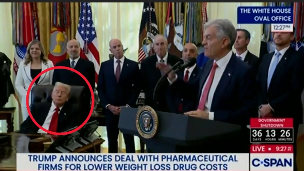 Trump mocked after he spent 20 minutes 'battling' to keep his eyes open during speech