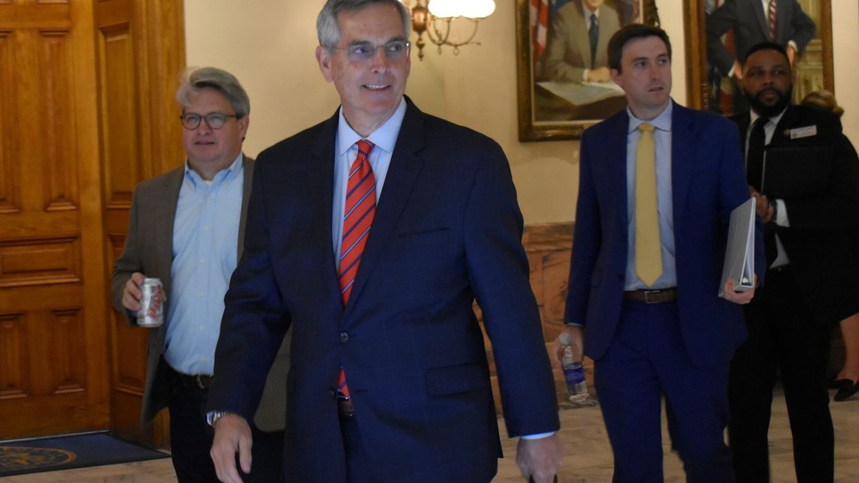 GA GOP complains Dem strongholds accept paper ballots after in-person early voting ends