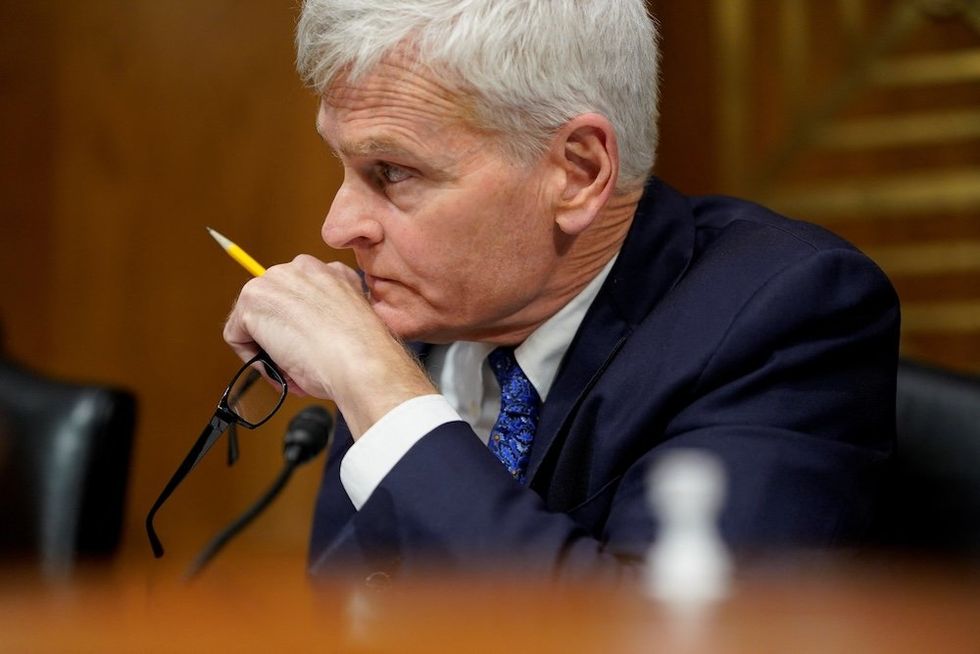 Republicano despreciado arrasa contra el fondo de reserva de Trump