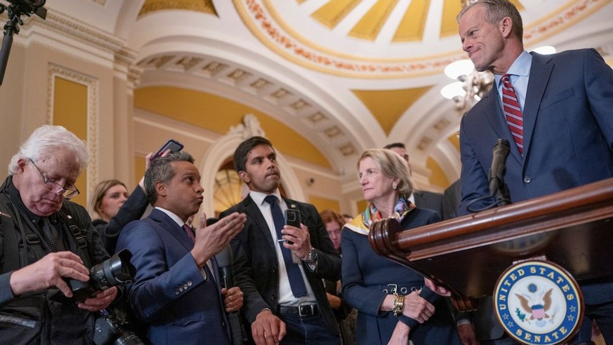 Senate Republicans vote to let banks gouge customers with higher overdraft fees