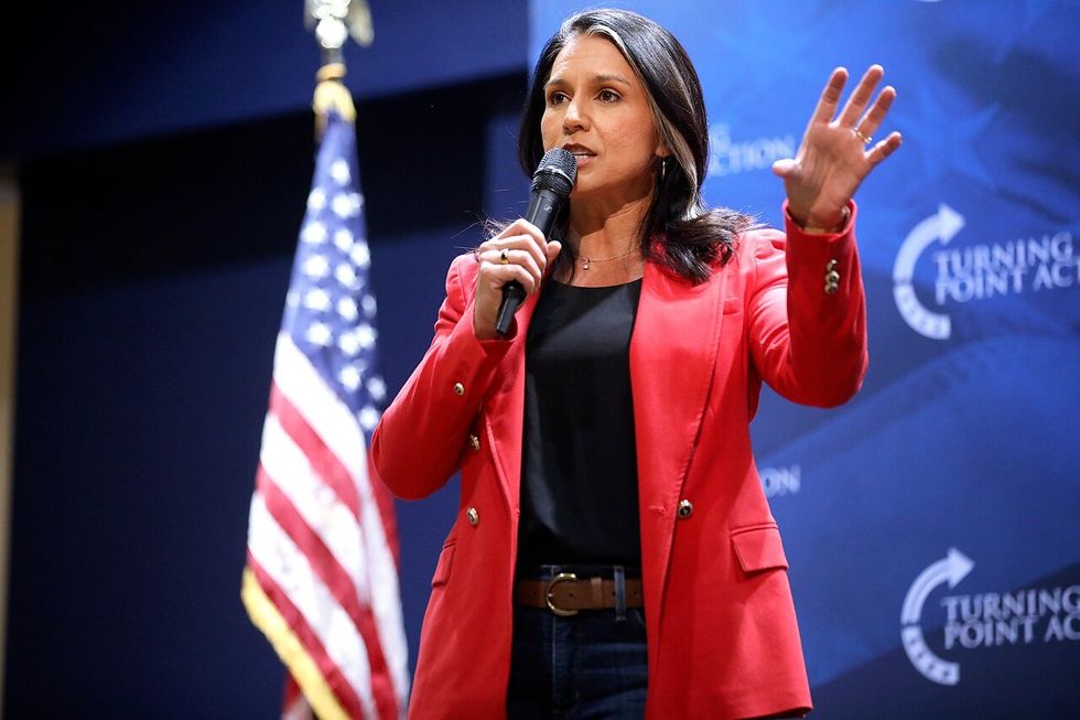 Nowy sygnalista twierdzi, że Tulsi Gabbard wyrządziła „poważne szkody bezpieczeństwu narodowemu"