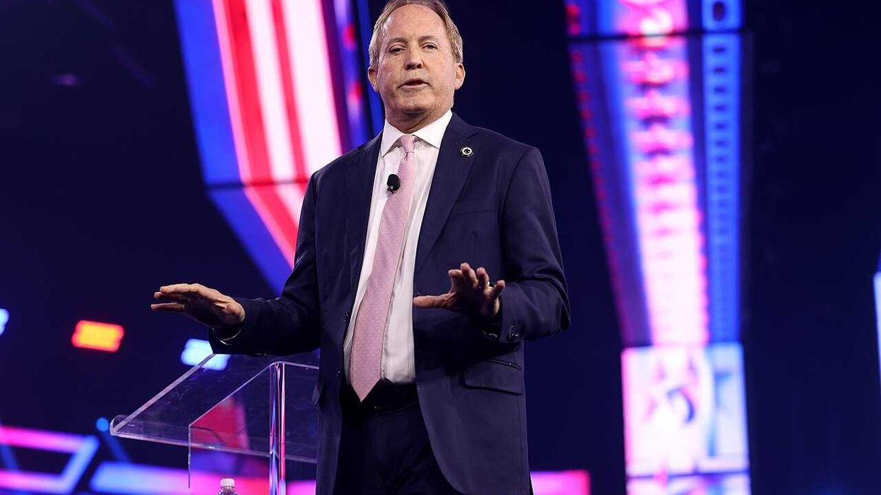 This 'wretched Republican bootlicker' is 'comically thirsty for Trump’s endorsement'