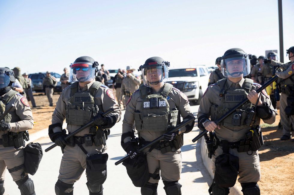 Arizona Republicans push plan to require ICE agents at all polling places