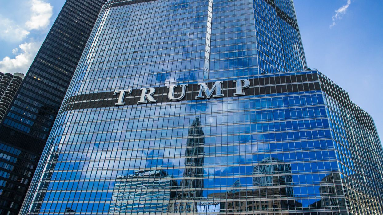 Illinois Supreme Court allows Trump Tower defamation suit to continue