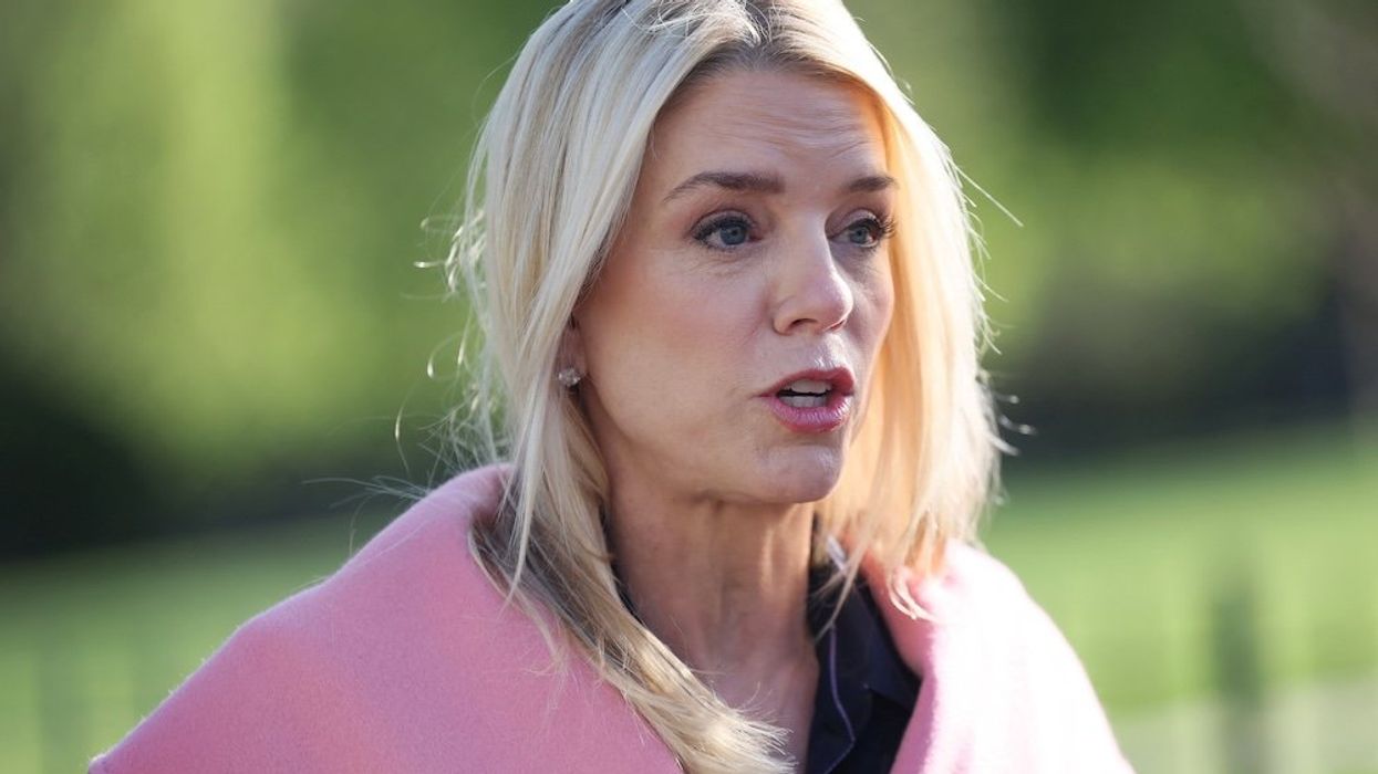 Bondi demands Supreme Court 'swiftly constrain' judges’ power to overrule Trump admin
