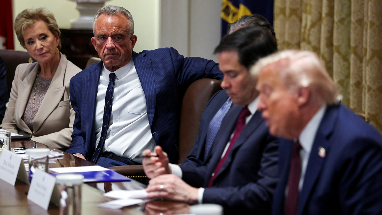 'Crazy': Top Trump advisor mocked after claiming RFK Jr. is a 'public health expert'