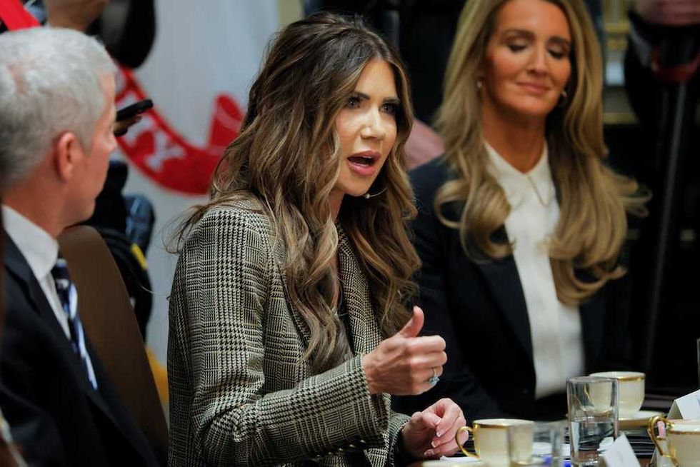 Top DHS aid overheard at DC airport talking about his work with agency: reporter