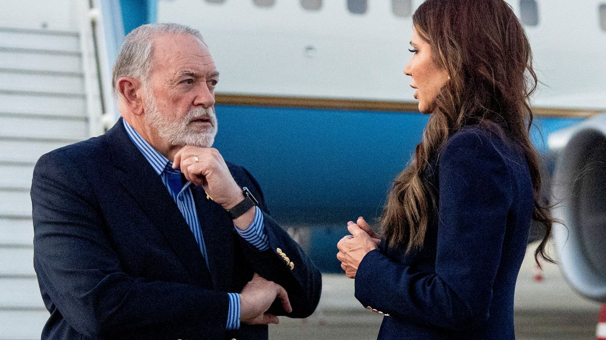 'Snake oil salesmen': Analyst says MAGA 'quacks' and 'hucksters' are prospering under Trump