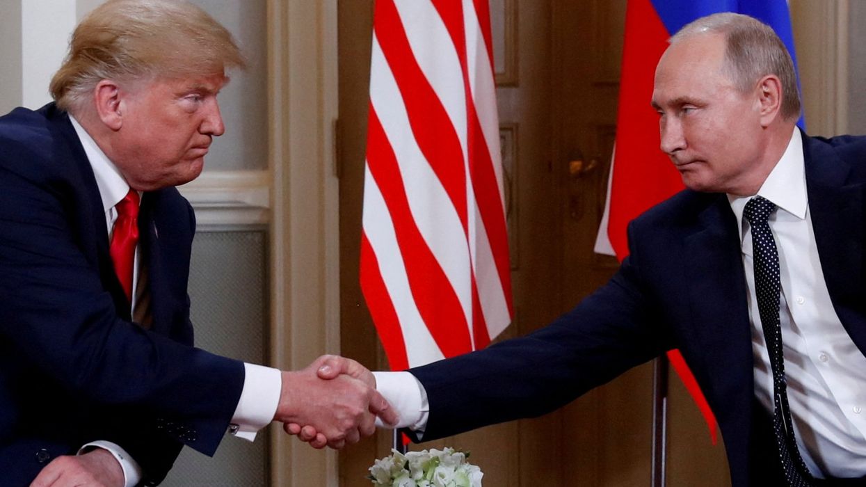 'Make asbestos great again?' Trump slammed for move to end ban on Russia-tied carcinogen