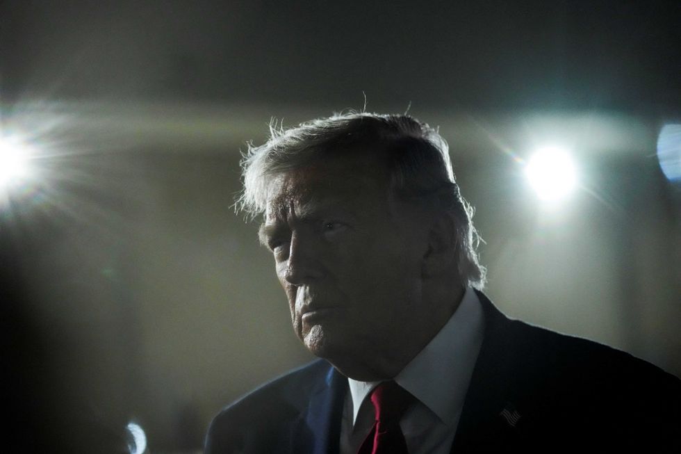 Critics stunned as Trump immediately contradicts US official with newest declaration