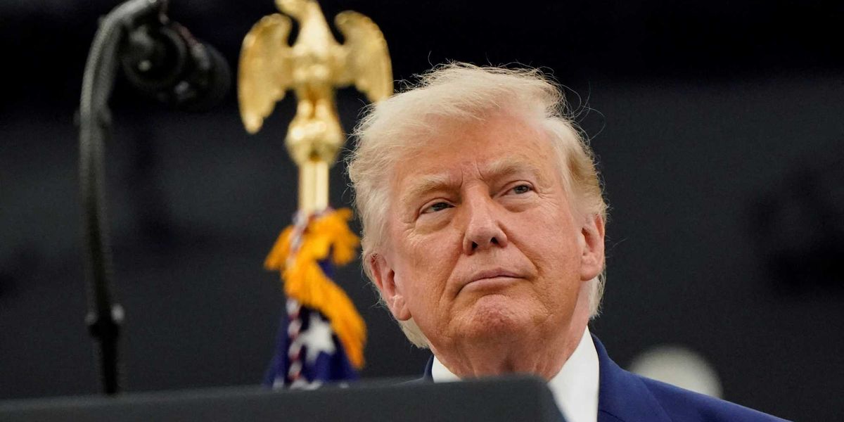 Ex-GOP strategist explains Trump's latest baffling move
