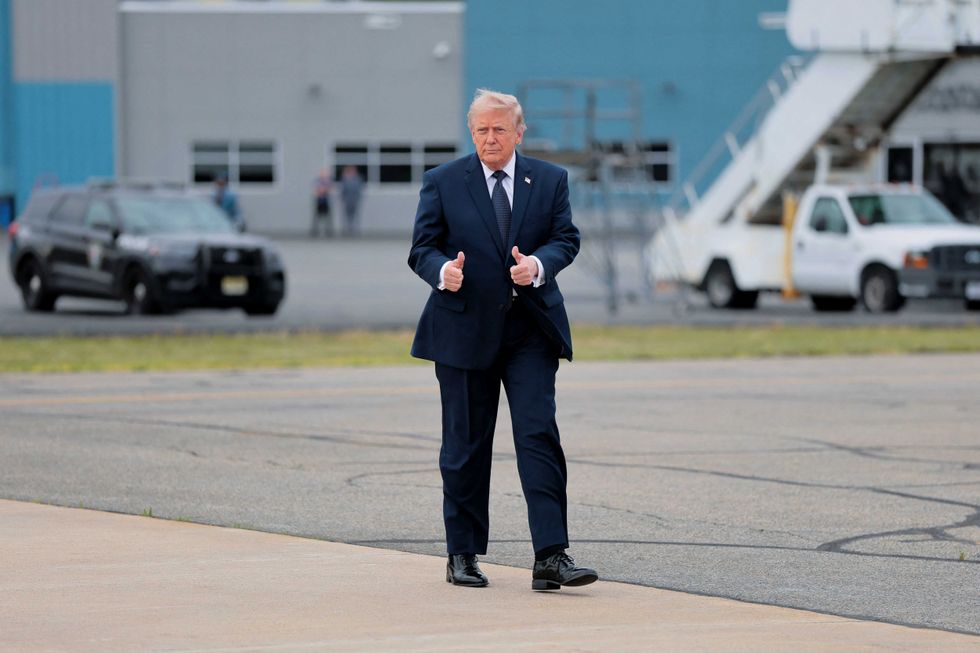 Trump caught in a 'bear trap' with no easy way out: ex-GOP strategist