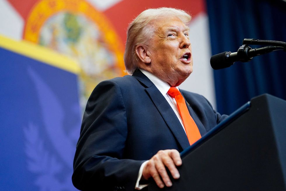 Trump digging himself into an even deeper hole: ex-GOP strategist
