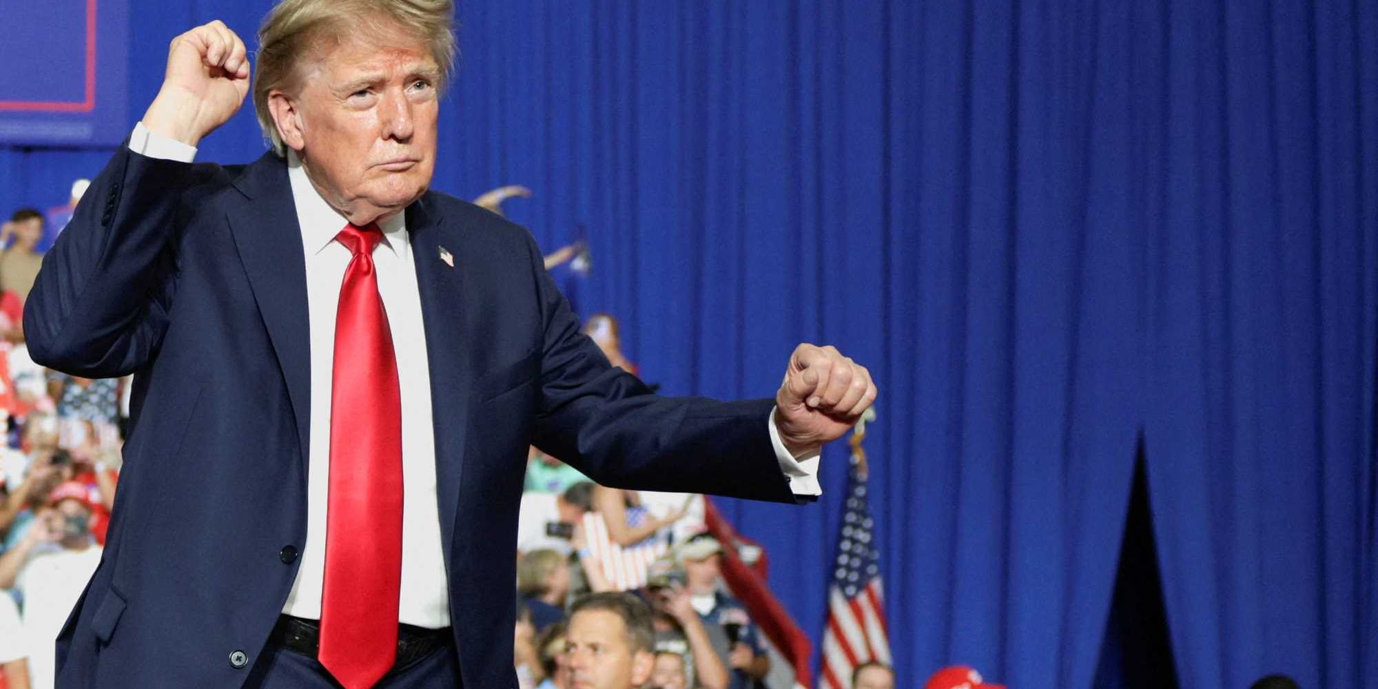 Desperate Trump dances for love as voter sentiment cools