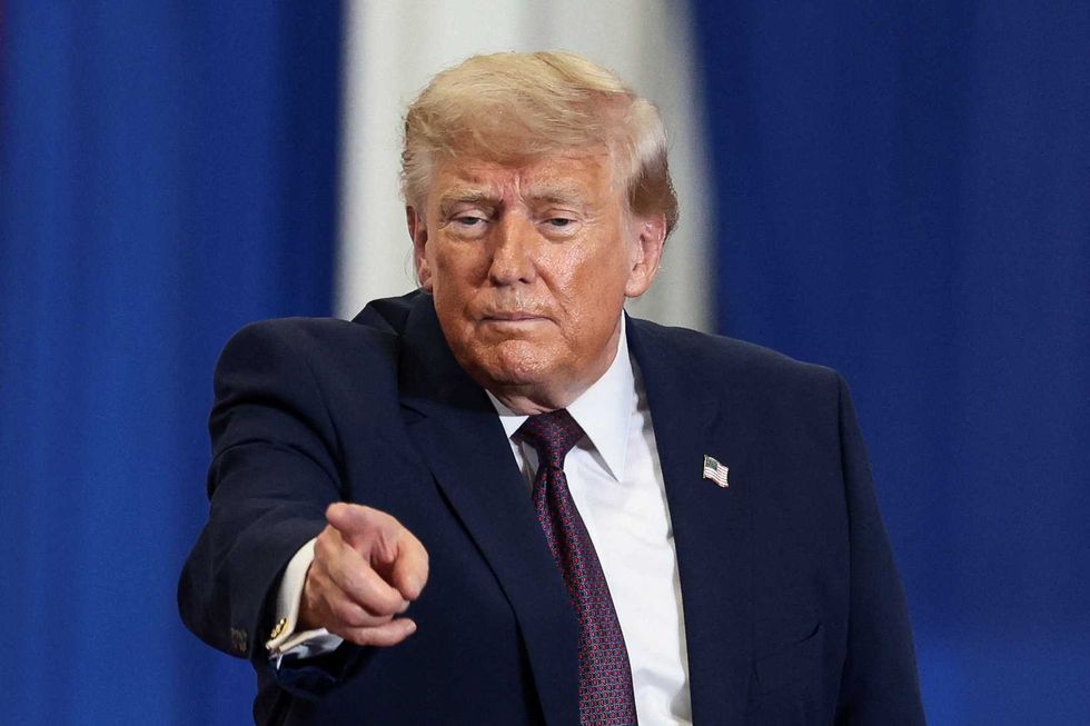 This Trump-linked firm is lobbying for presidential pardons — and business is booming