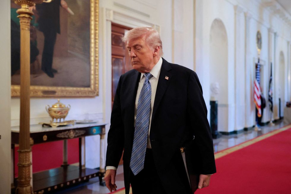 White House lawyers prep Trump team for worst-case scenario as approval plummets