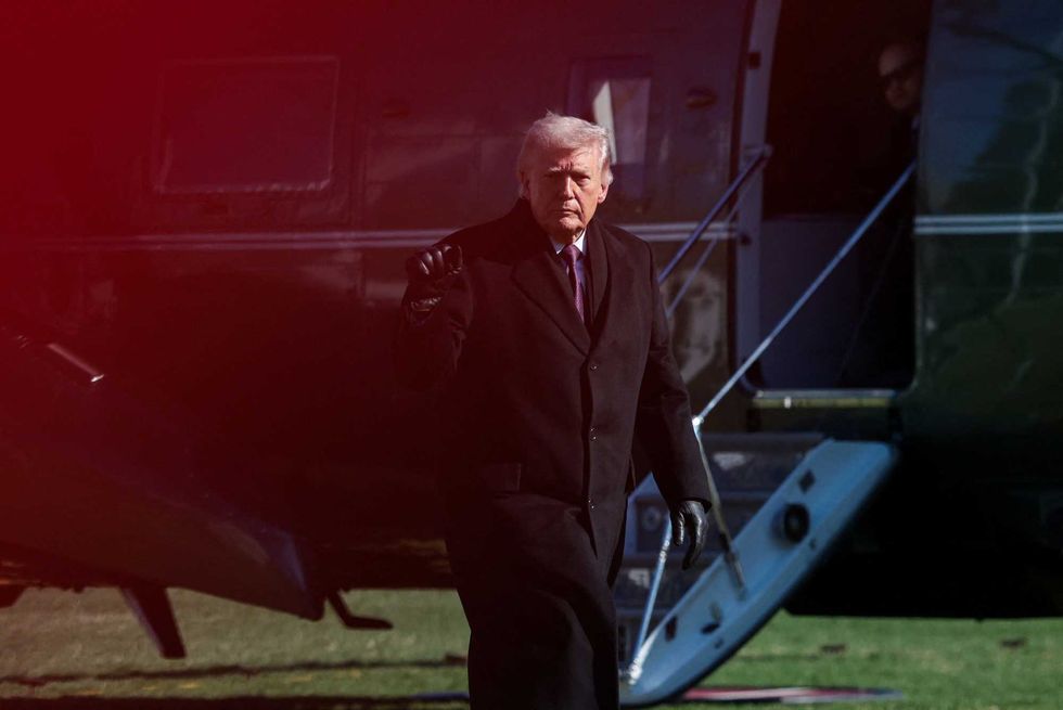 MAGA voter fumes as Trump mixes 'donor-beholden hawk' with 'sheer incompetence'