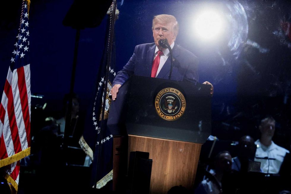 Conservatives destroy former Trump critics who now 'grovel' at president’s feet