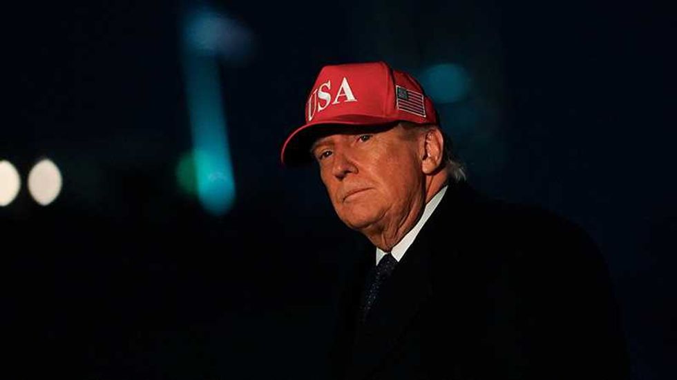 Trump gives 4 different plans for Iran — and 2 different timelines — in 24 hours