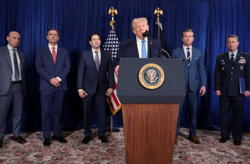 White House insiders say claim of Trump aide on the outs is a 'ruse'