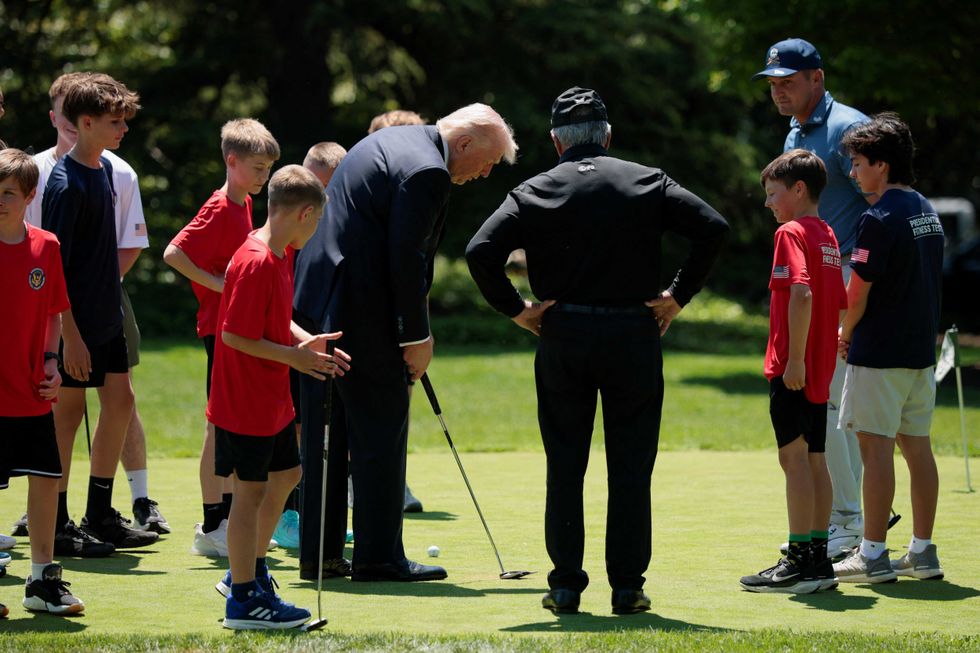 Trump's on-camera putting struggles contradict his constant bragging about golf skills