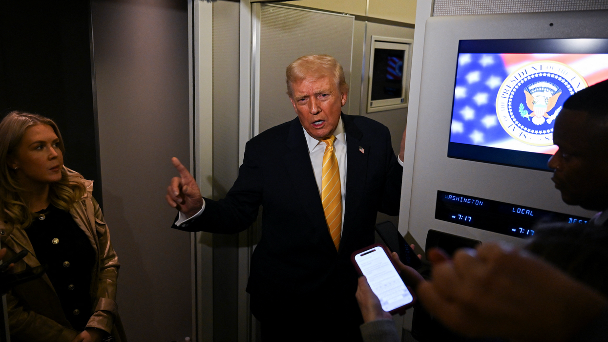 Trump 'gets really angry' when his bubble gets pierced by 'reality': analyst