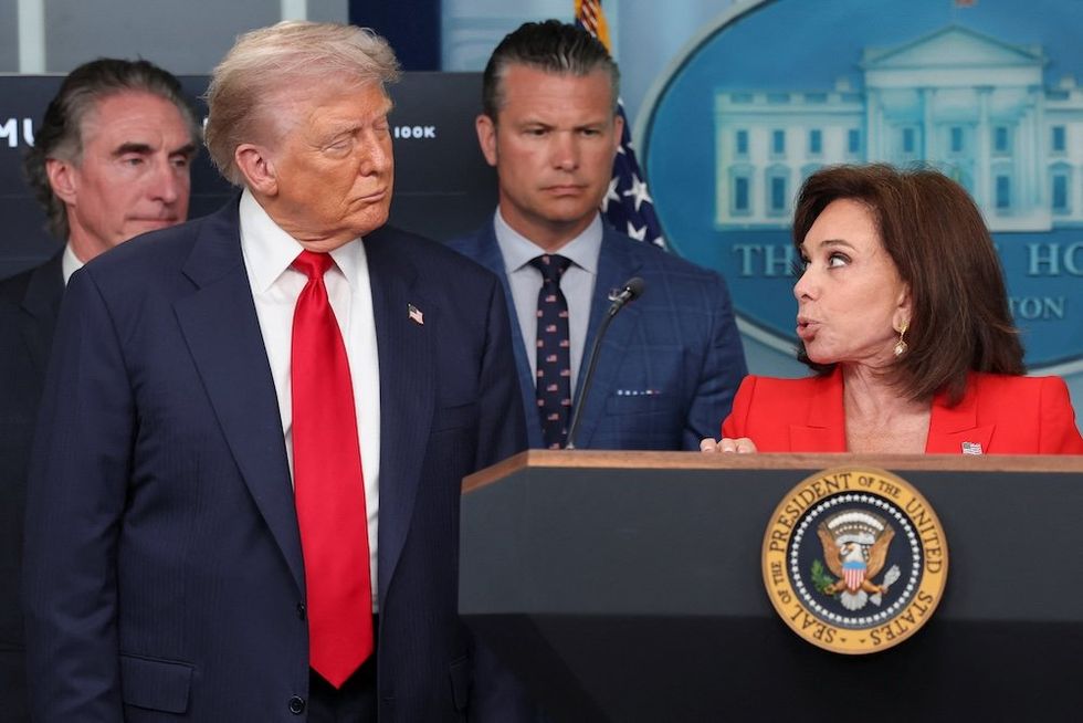 Trump suffers very bad week after failing easiest legal hurdle: former federal prosecutor