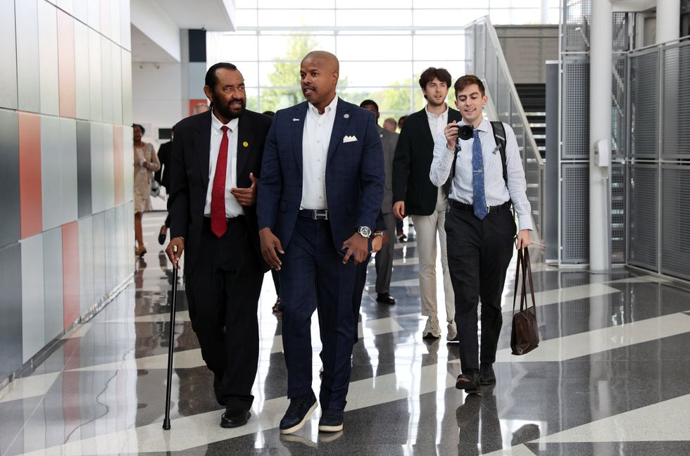 Democrats ignoring 'biggest political issue' of 2028 race: strategist