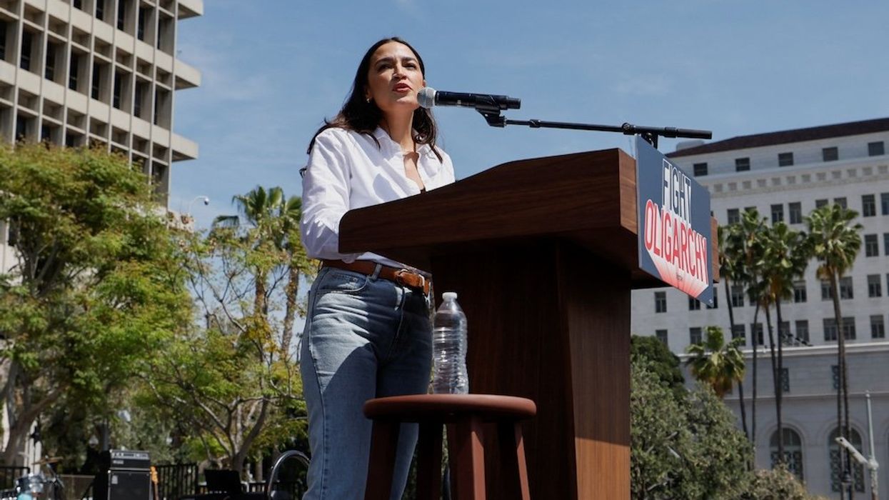 'Putting the body down in the tracks': Dems lean into fighting Trump’s 'regime of fear'