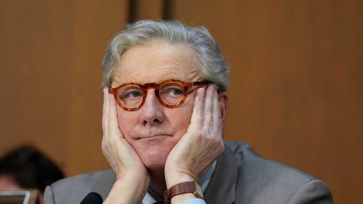 'It only gets ugly': Senator predicts GOP will fold on shutdown in 'a couple more days'
