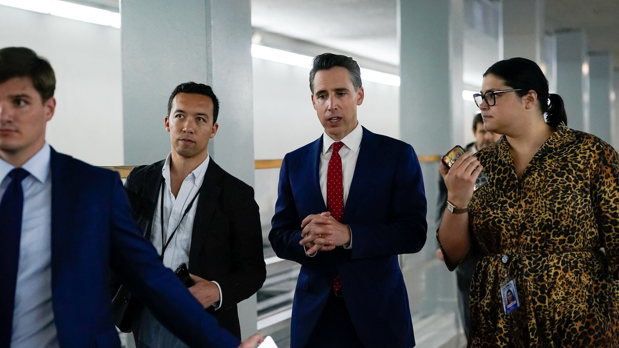 'Second-tier senator': Trump posts lengthy tirade against Josh Hawley