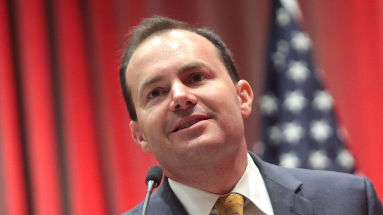 Republican senator tests positive for COVID-19