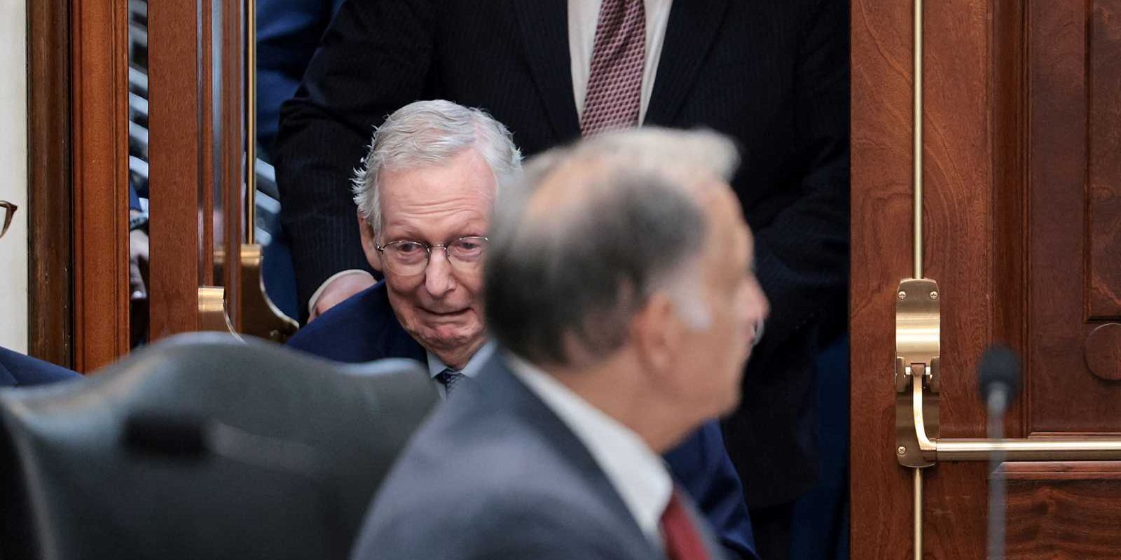 Concern raised over another elderly GOP senator giving off McConnell vibes