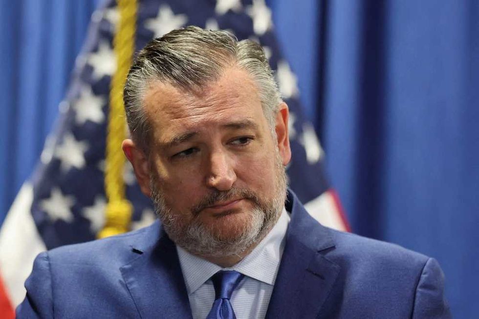 'Sassy' 82-year-old grandma catches fire by taunting Ted Cruz