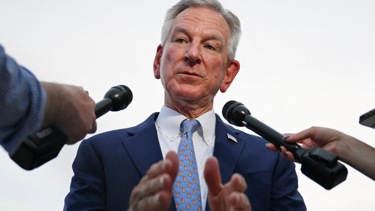 'Appalling': Republicans blasted for 'rubber stamp' vote to advance 'nastiest' Trump pick