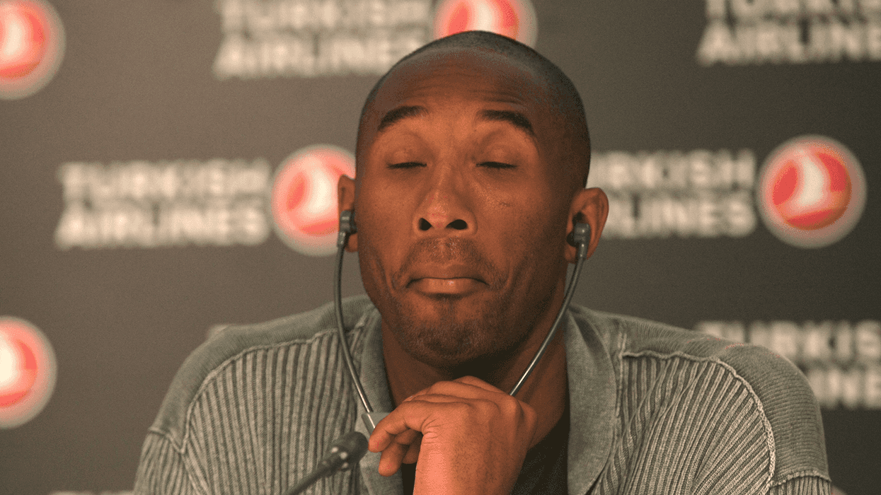 Trump revives story about breaking up Kobe Bryant fight in Jake Paul interview