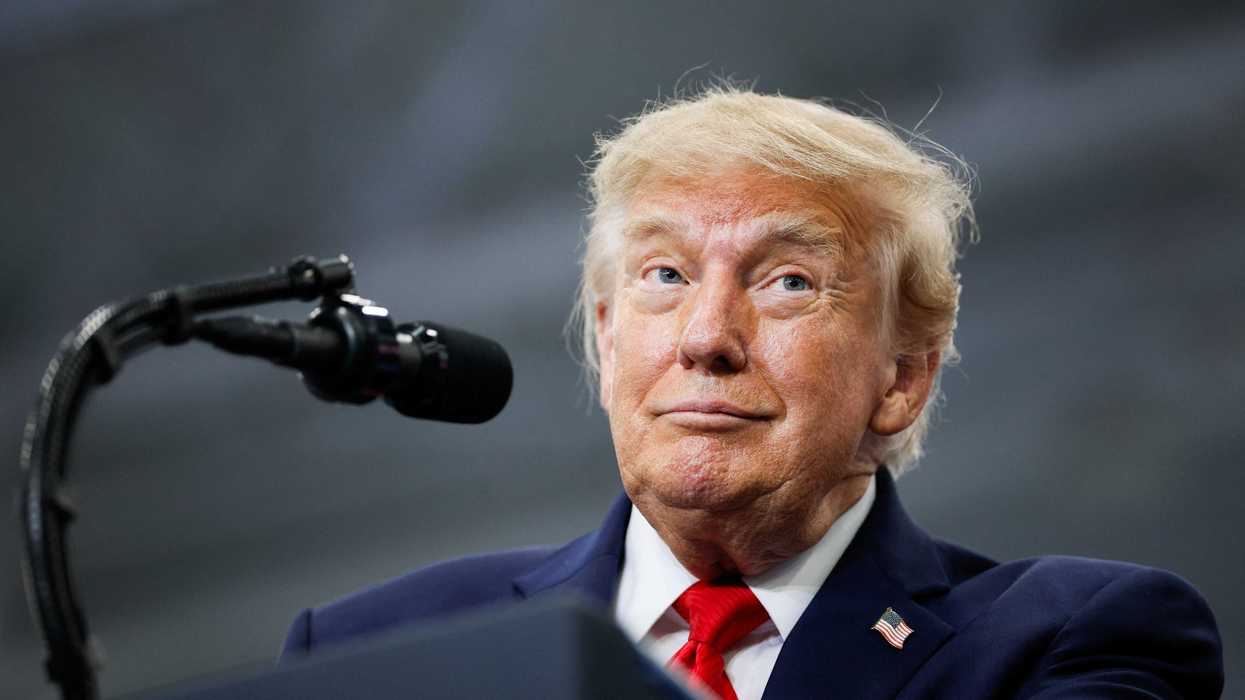 MAGA bank collapse traps Trump allies