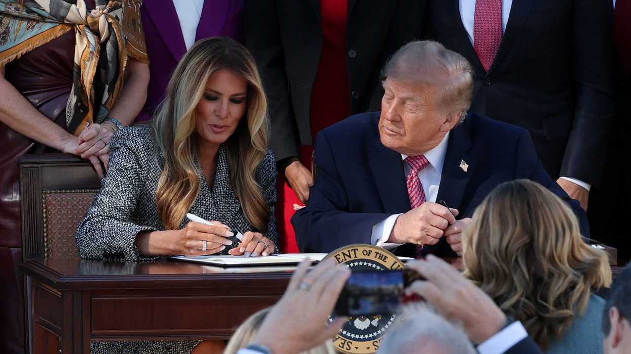Trump humiliates Melania with stunning remark at her big White House moment
